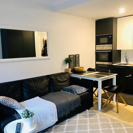 Apartament Scandinavian Home Premium Location In The Historical Heart Of Helsinki Bulevardi *