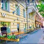 Scandinavian In Heard 21 *
